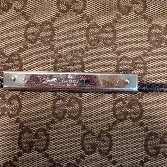 Gucci Brown and Tan Monogram Wallet - Picture 2 of 13